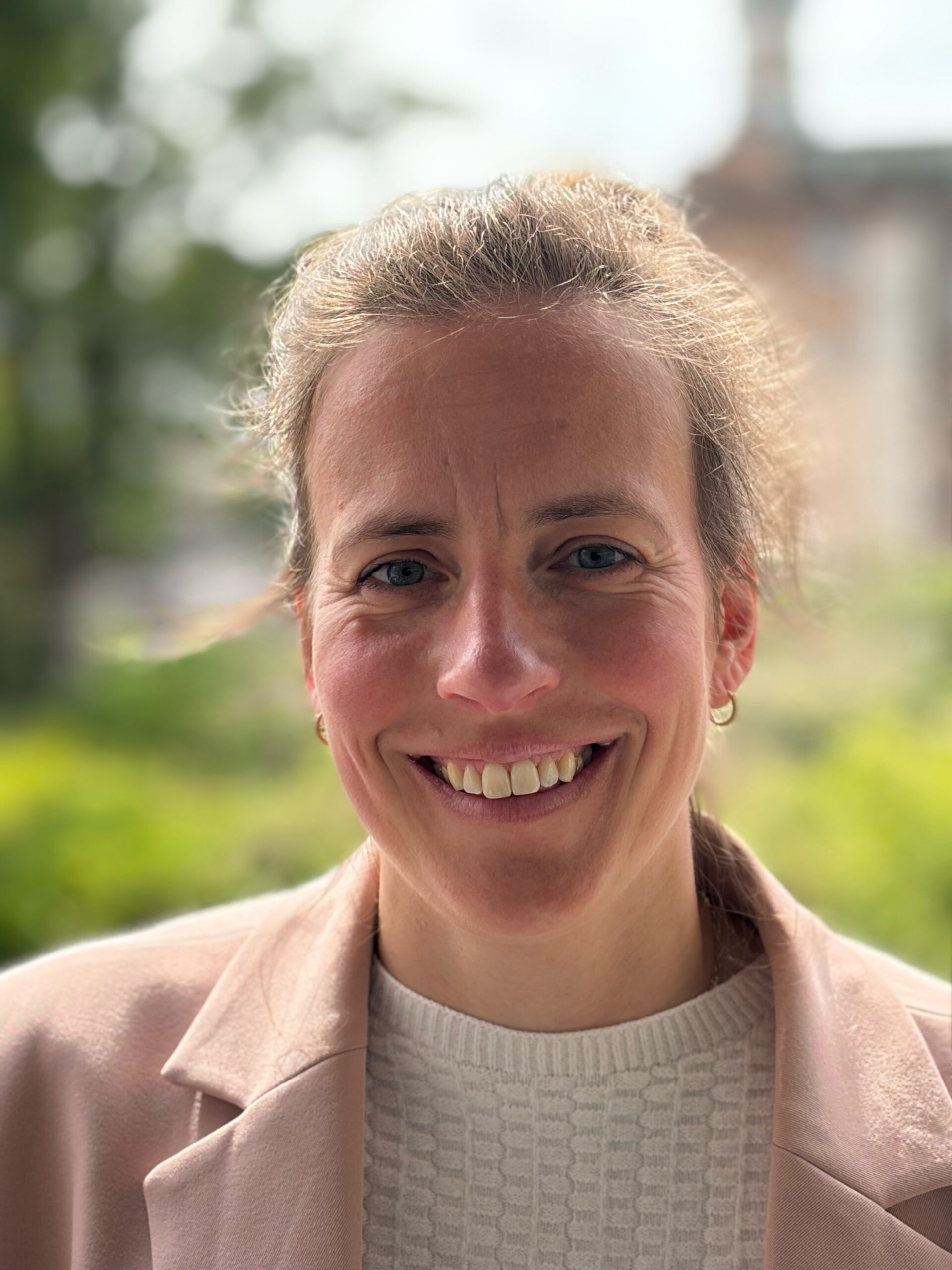 Anne-Marleen Vliegenthart